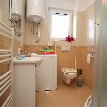 Apartments Villa Dalmazia Trogir Room photo